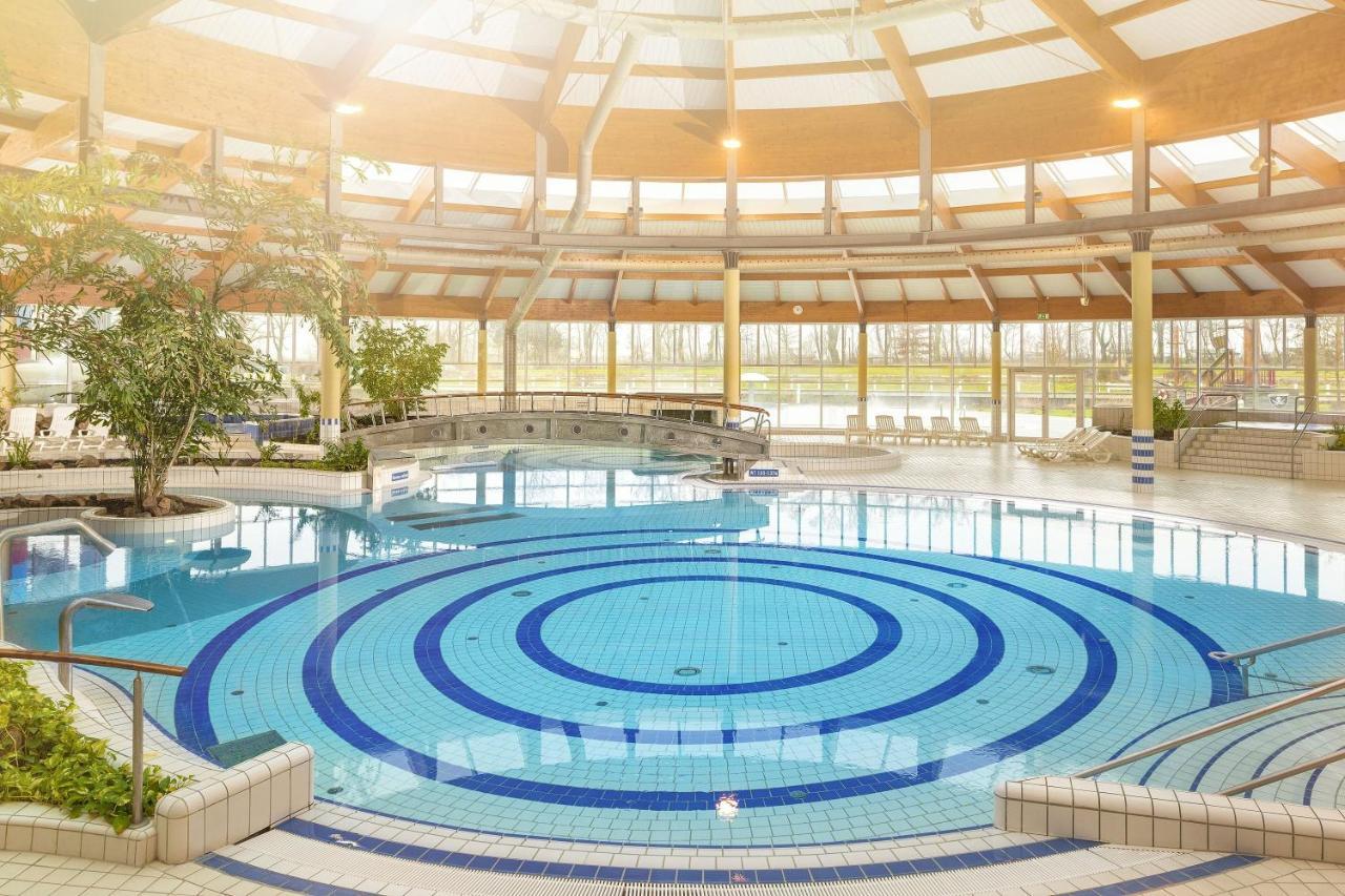 Fewo Mit Terrasse, Gratis Nutzung Vom Ahoi Erlebnisbad Und Sauna In Sellin - Haus Blick Zur See Fewo 13 Goehren (Ruegen) Exterior foto