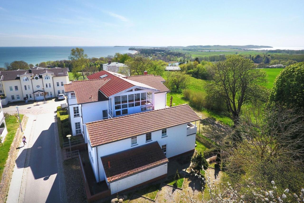 Fewo Mit Terrasse, Gratis Nutzung Vom Ahoi Erlebnisbad Und Sauna In Sellin - Haus Blick Zur See Fewo 13 Goehren (Ruegen) Exterior foto